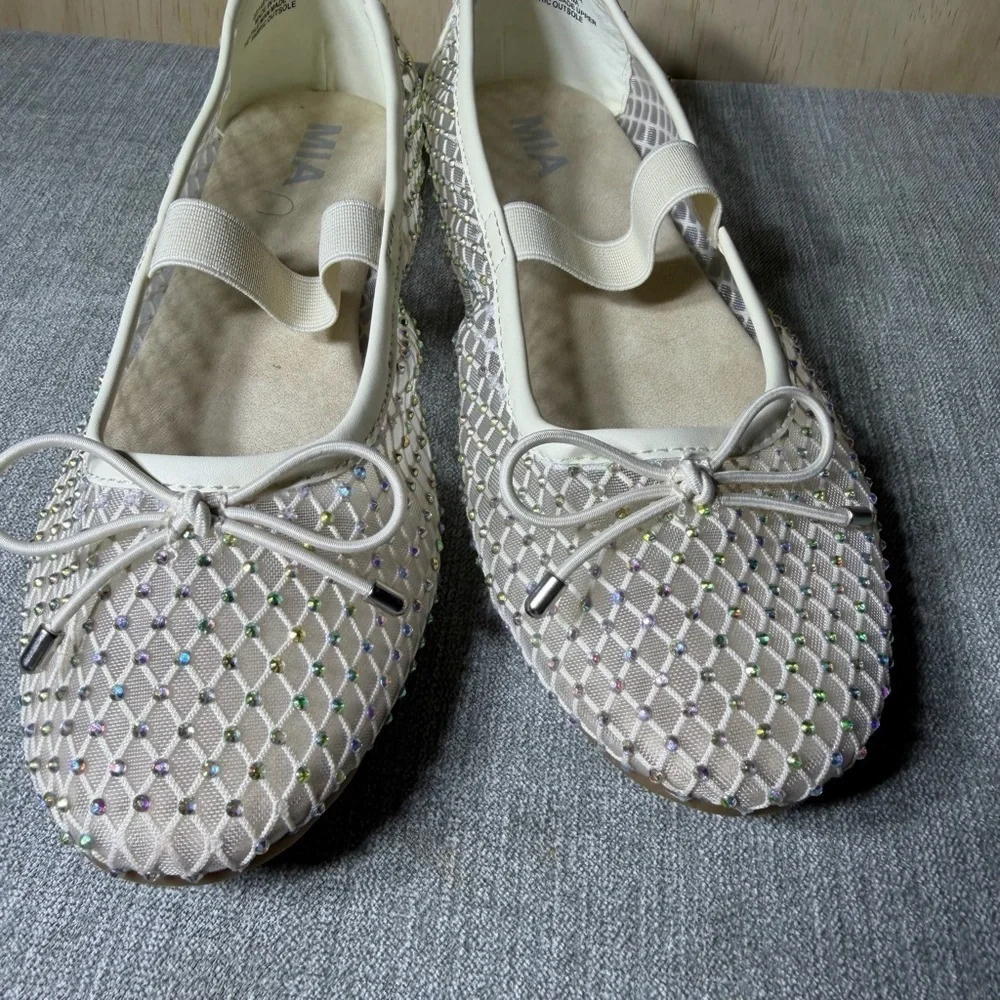 MIA Women’s Mesh Rhinestone Ballet Unica Flats Cream Size 7.5 | Slip-On Shoes‎